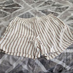 Old Navy linen shorts